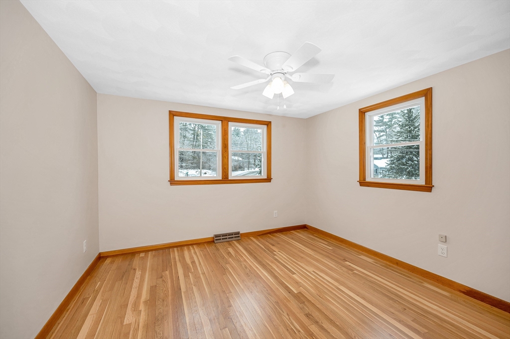 23 Meade Road Billerica, MA 01821 - Photo 17 of 42 Gallery Image 17
