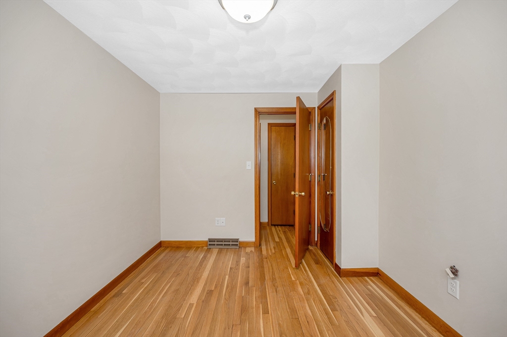 23 Meade Road Billerica, MA 01821 - Photo 23 of 42 Gallery Image 23