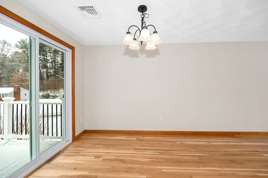 23 Meade Road Billerica, MA 01821 - Photo 8 of 42 Gallery Image 8