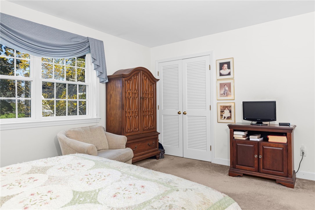 119 Corey Lane Middletown, RI 02842 - Photo 22 of 44