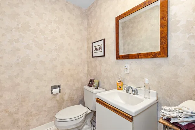 $625,000 | 119 Corey Lane, Middletown, RI 02842