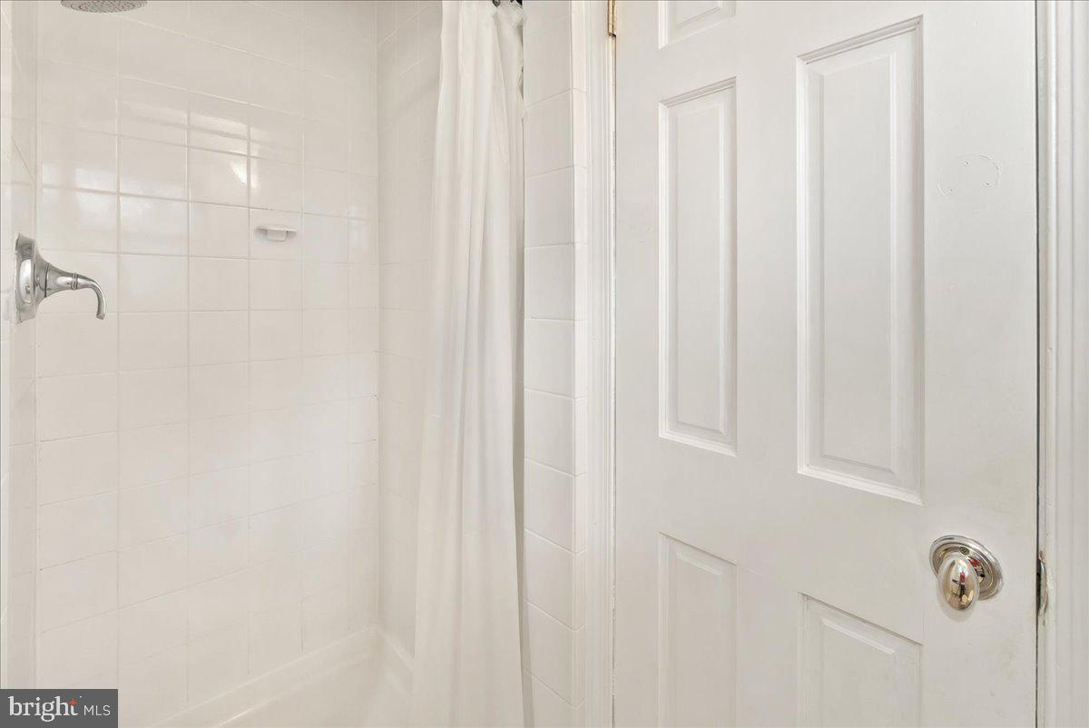 9522 Crosby Road Silver Spring, MD 20910 - Photo 17 of 39 Primary bathroom shower stall