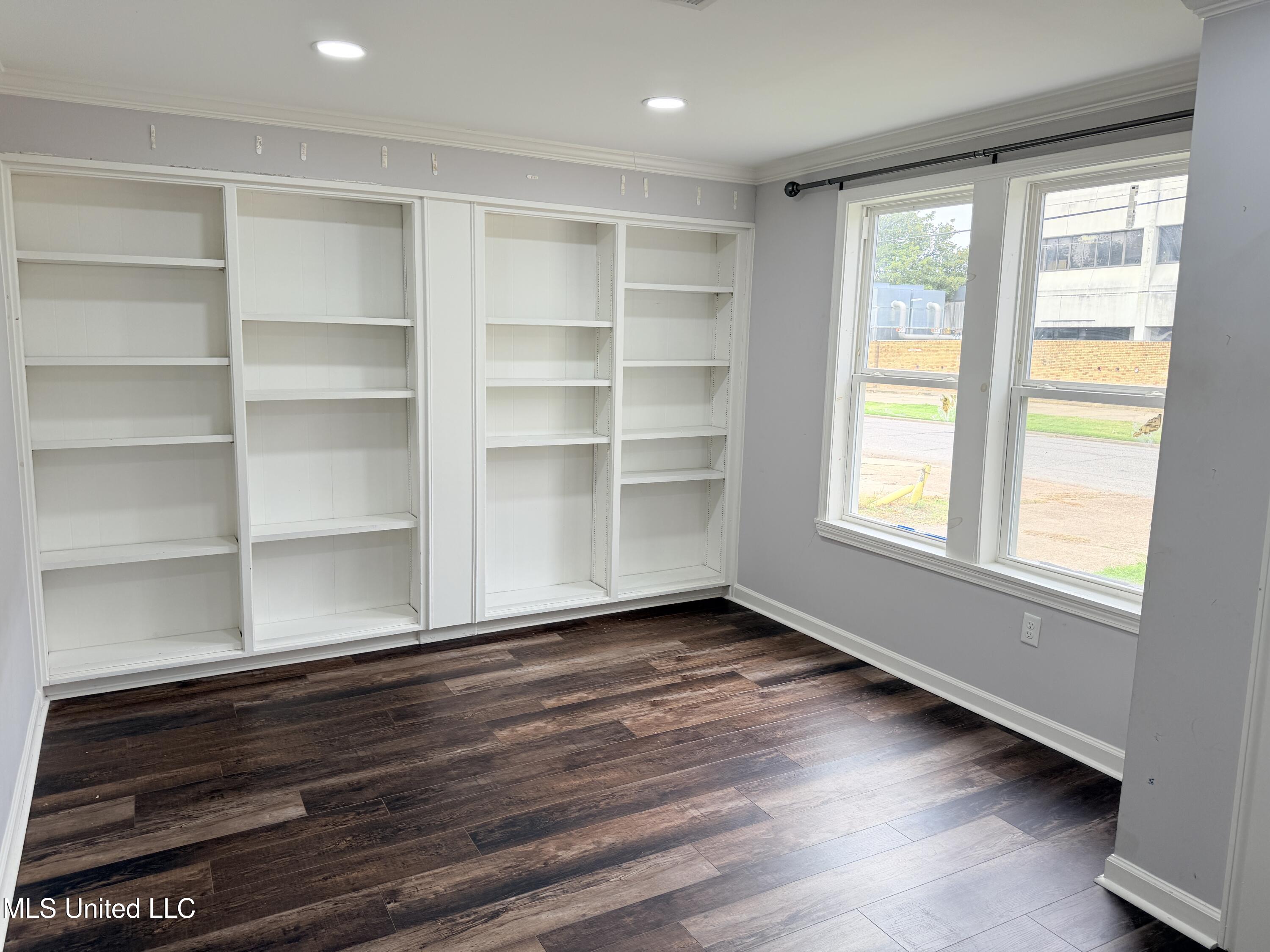 222 North 4th Avenue Cleveland, MS 38732 - Photo 5 of 13 IMG_0350