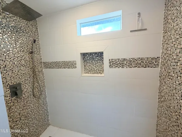 $127,500 | 222 North 4th Avenue, Cleveland, MS 38732