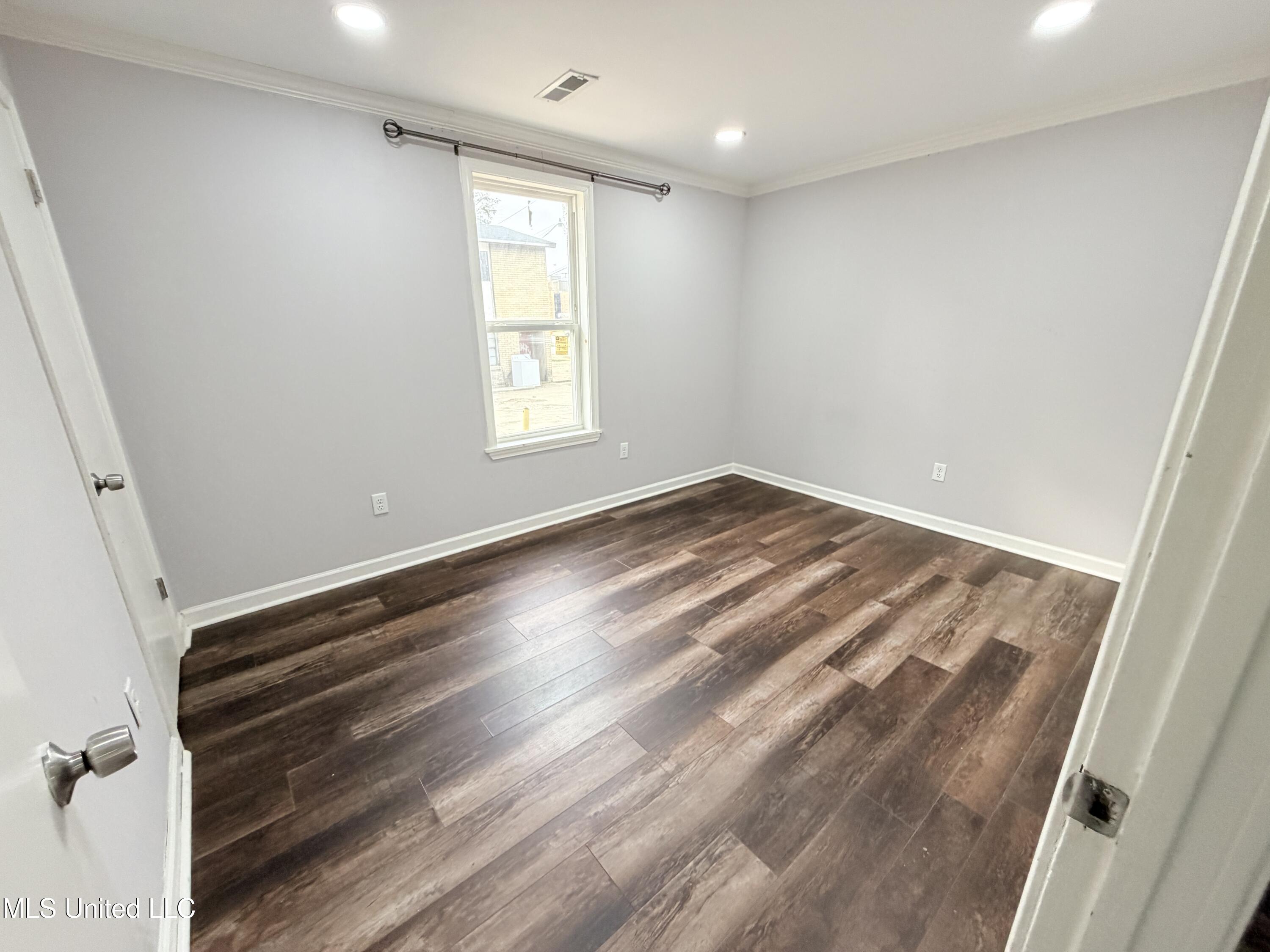 222 North 4th Avenue Cleveland, MS 38732 - Photo 9 of 13 Bedroom 3