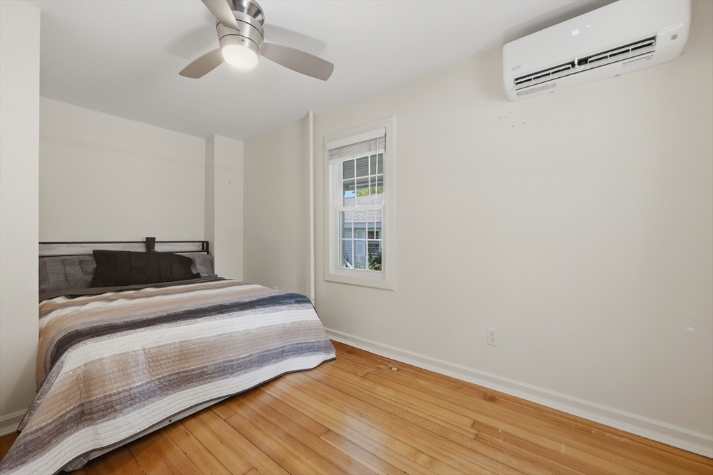 346 Oak Street Clinton, MA 01510 - Photo 10 of 23