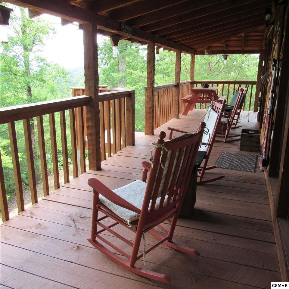 1706 Pine Grove Road Sevierville, TN 37876 - Photo 16 of 18 Gallery Image 16