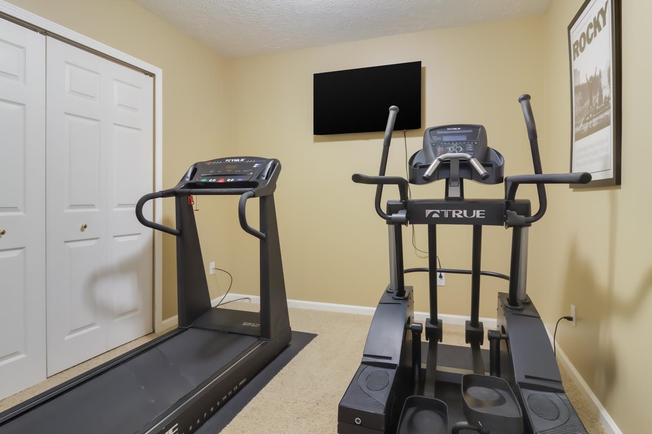 2593 Old Barn Road Traverse City, MI 49685 - Photo 21 of 28