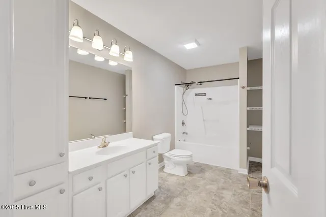 $1,800 | 101 Ole Field Circle, Unit D, Newport, NC 28570