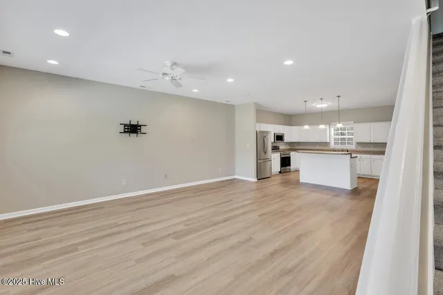 $1,800 | 101 Ole Field Circle, Unit D, Newport, NC 28570