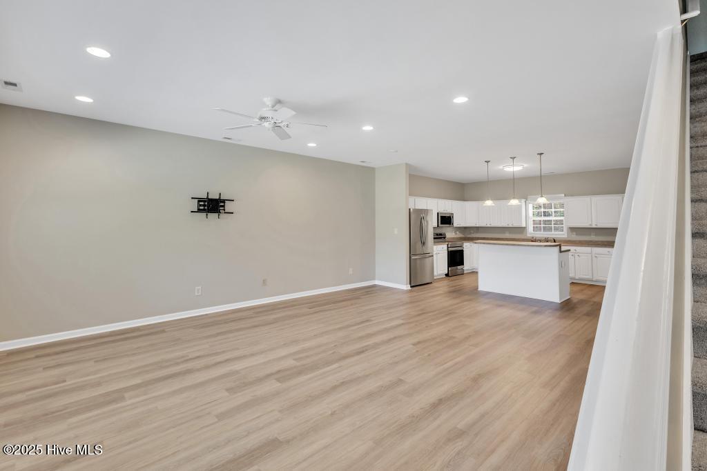 101 Ole Field Circle, Unit D Newport, NC 28570 - Photo 19 of 23 425A8485