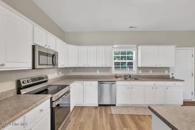 $1,800 | 101 Ole Field Circle, Unit D, Newport, NC 28570