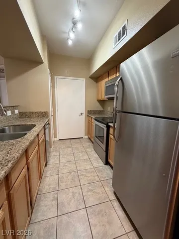 $1,225 | 45 Maleena Mesa Street, Unit 1018, Henderson, NV 89074
