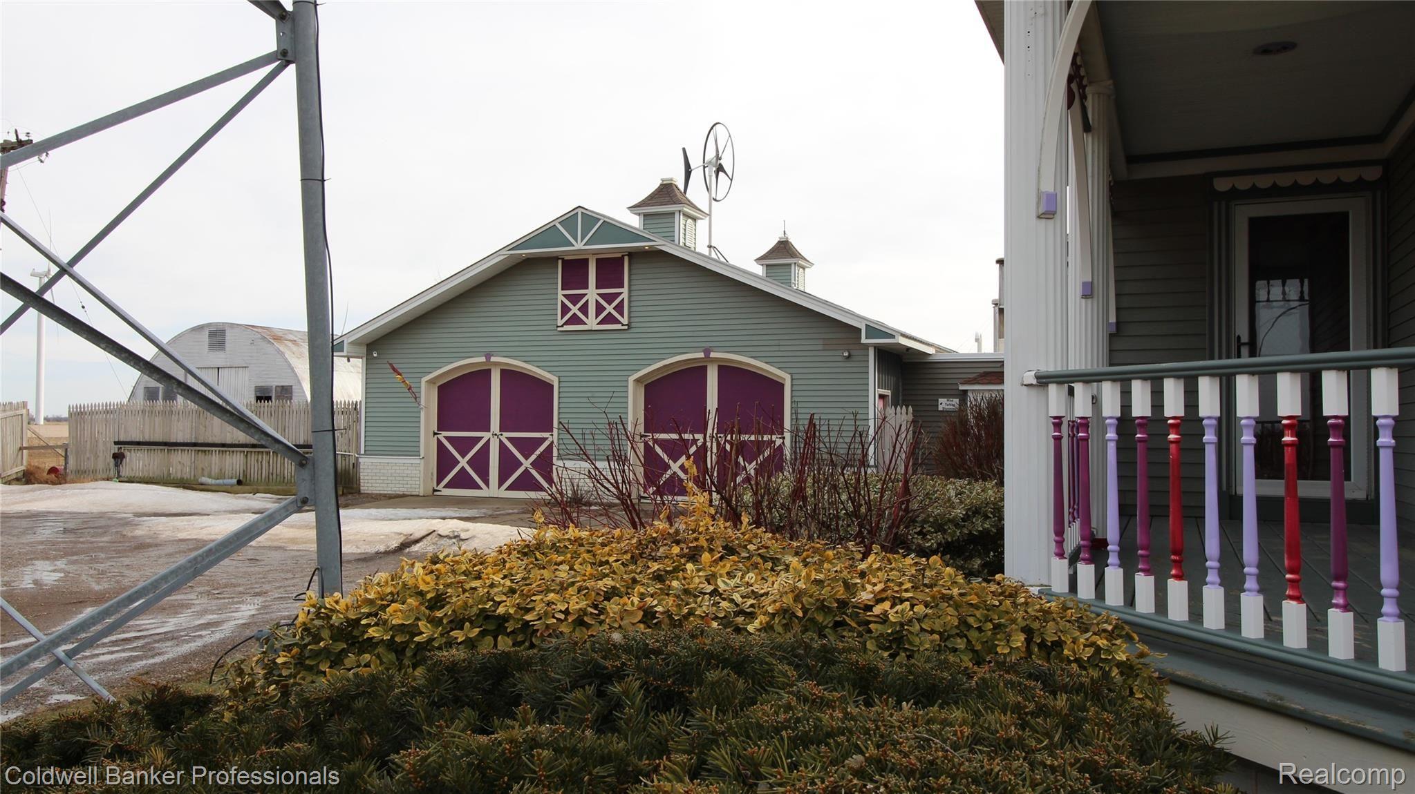 6323 Berne Road Pigeon, MI 48755 - Photo 6 of 62 Landscaping.JPG
