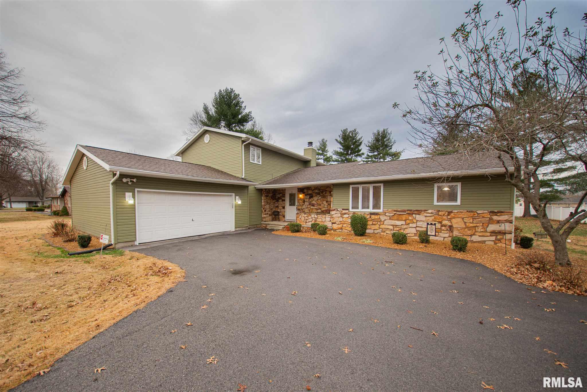 108 Philip Road Christopher, IL 62822 - Photo 1 of 36 Gallery Image 1