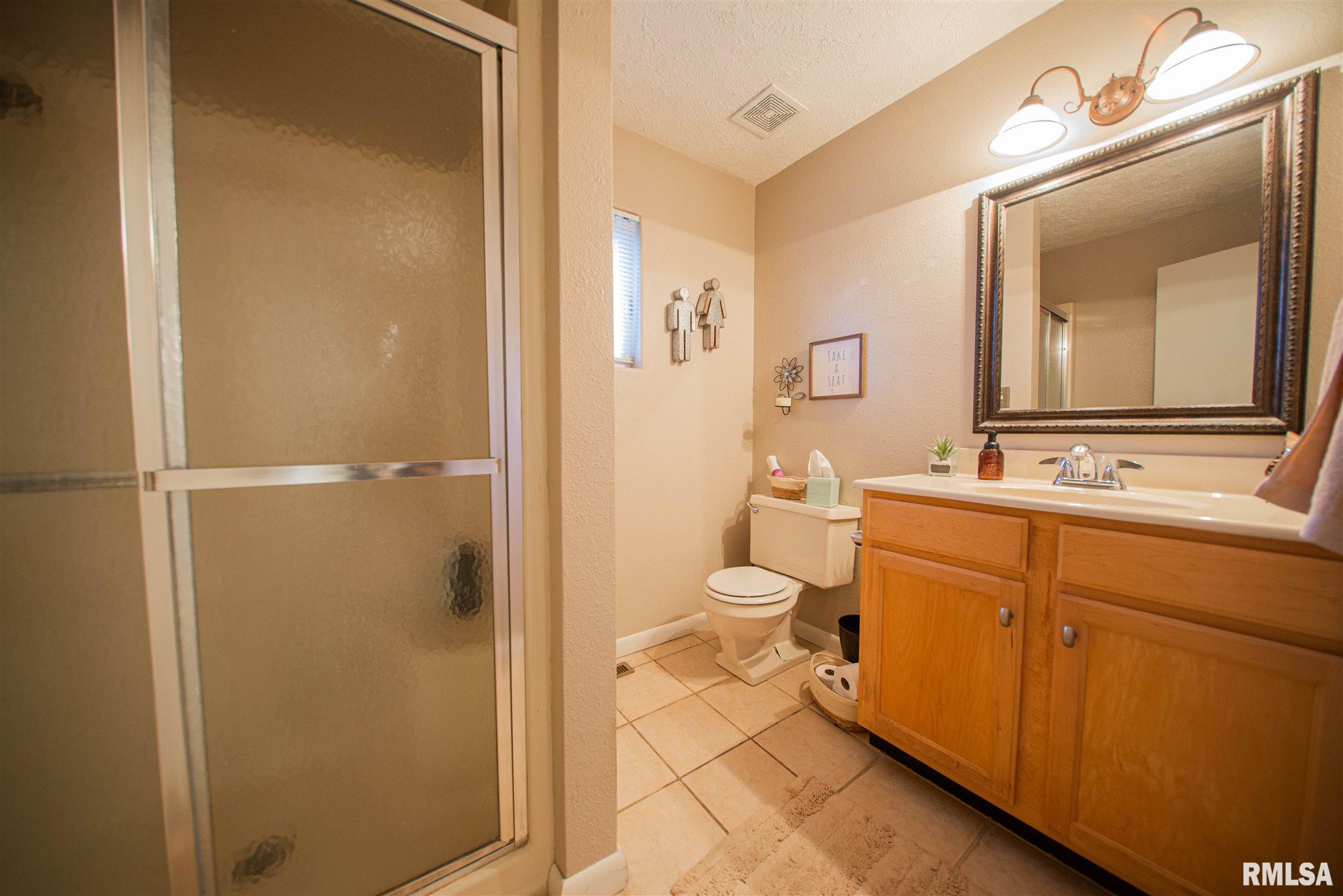 108 Philip Road Christopher, IL 62822 - Photo 25 of 36 Gallery Image 25