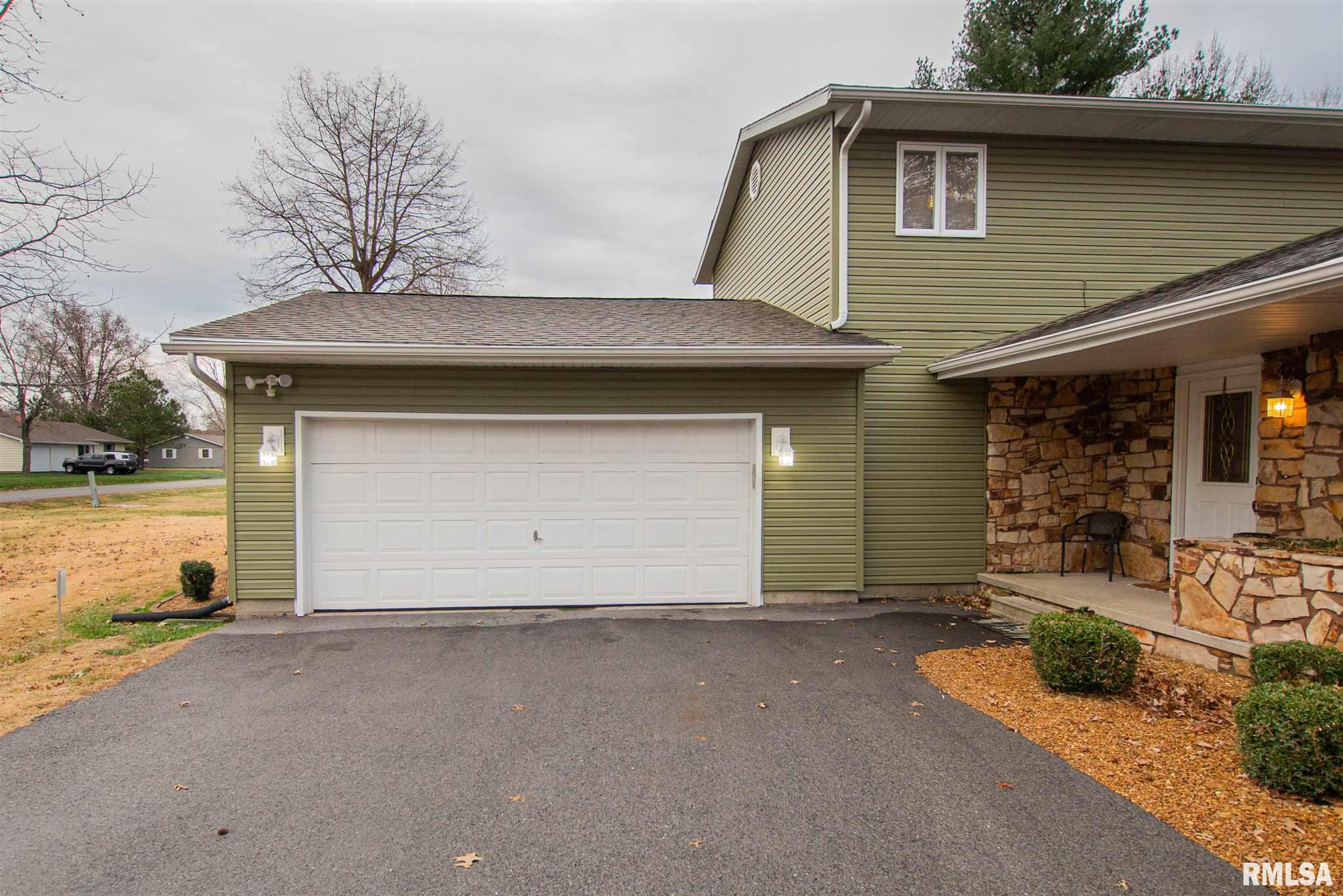 108 Philip Road Christopher, IL 62822 - Photo 28 of 36 Gallery Image 28