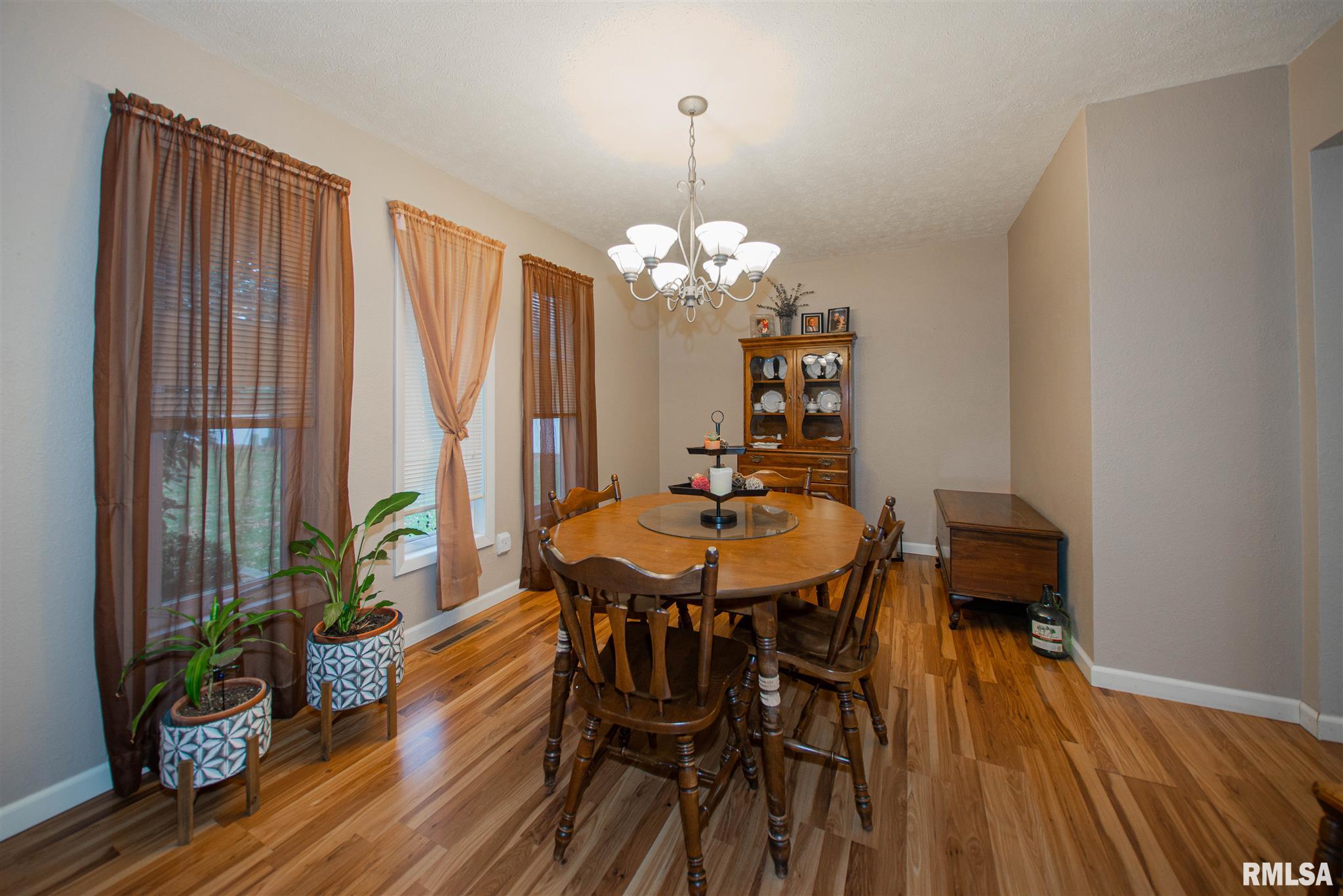108 Philip Road Christopher, IL 62822 - Photo 7 of 36 Gallery Image 7