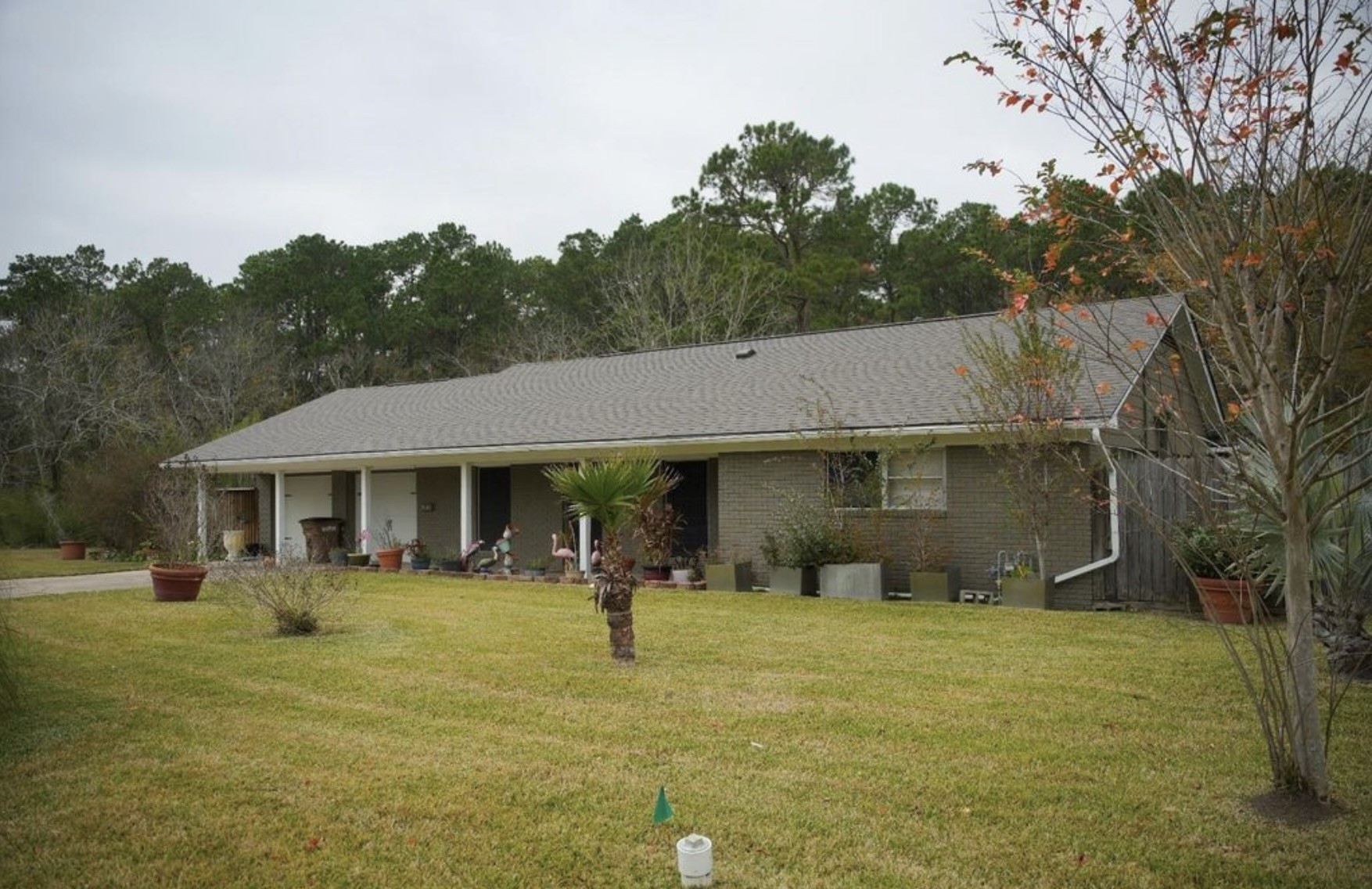 2117 Pecan Street Dickinson, TX 77539 - Photo 2 of 12