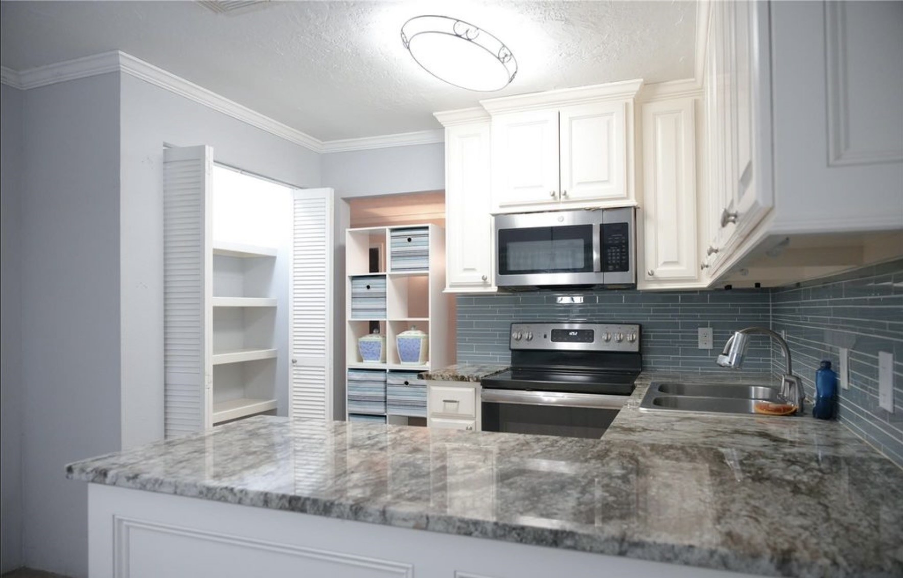 2117 Pecan Street Dickinson, TX 77539 - Photo 7 of 12