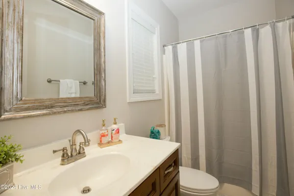 $2,300 | 373 Kerr Lake Road, Aberdeen, NC 28315