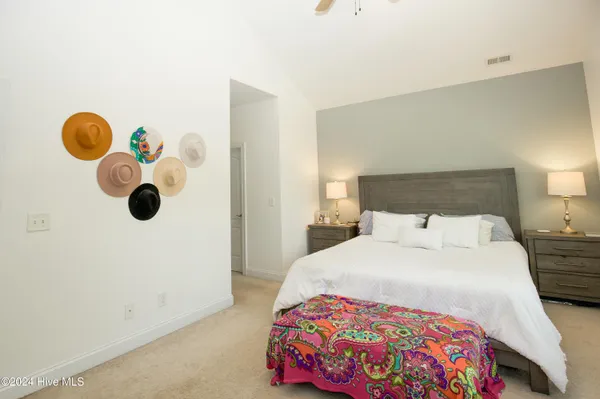 $2,300 | 373 Kerr Lake Road, Aberdeen, NC 28315