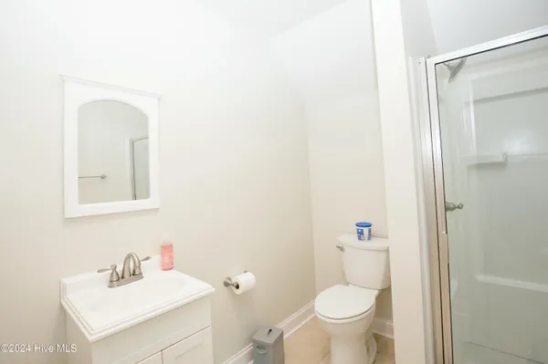 $2,300 | 373 Kerr Lake Road, Aberdeen, NC 28315