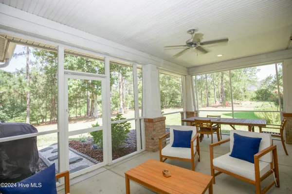 $2,300 | 373 Kerr Lake Road, Aberdeen, NC 28315