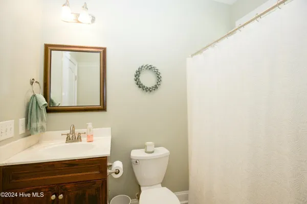 $2,300 | 373 Kerr Lake Road, Aberdeen, NC 28315