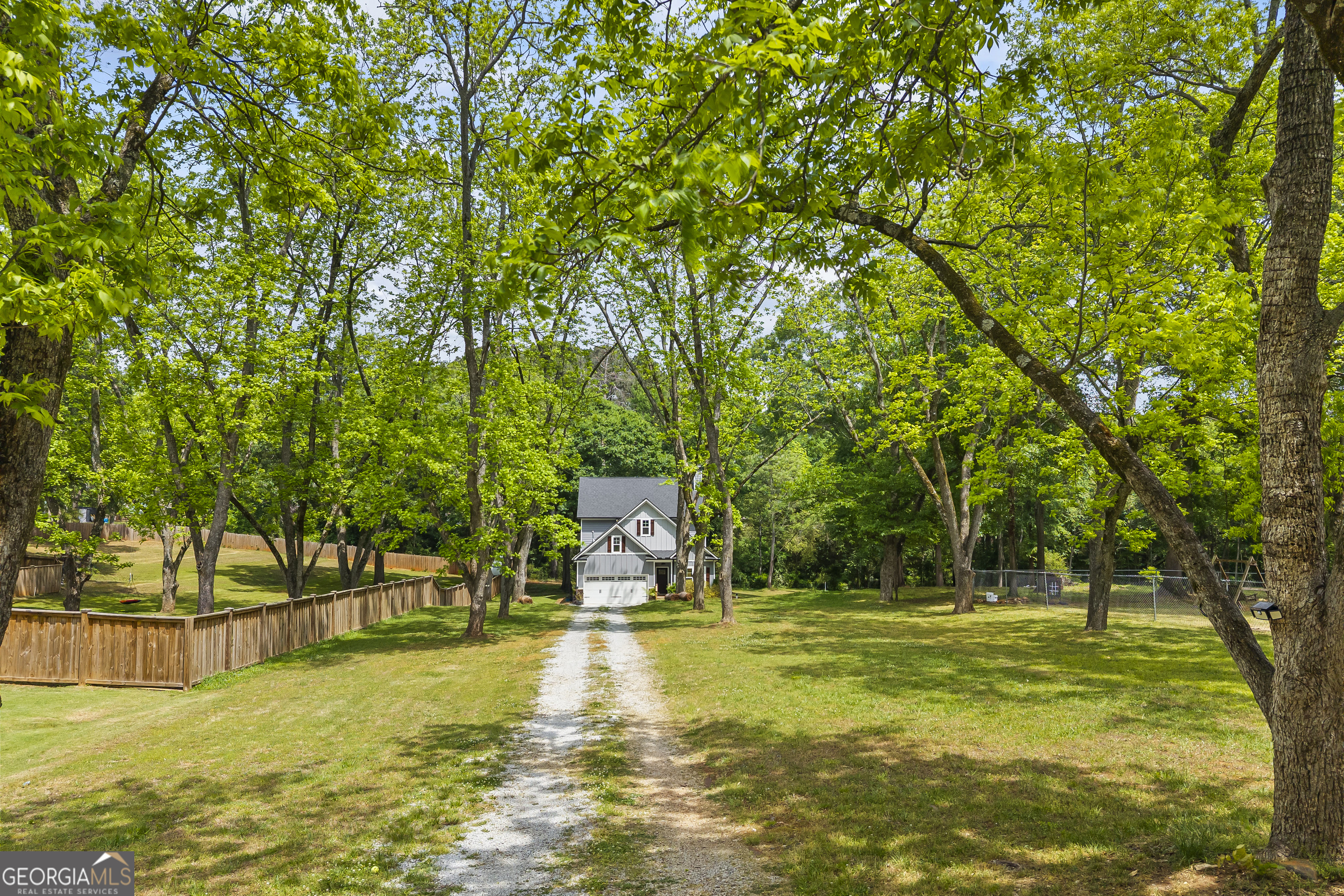 129 Wood Street Commerce, GA 30529 - Photo 8 of 65