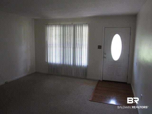 622 East Verbena Avenue Foley, AL 36535 - Photo 2 of 13