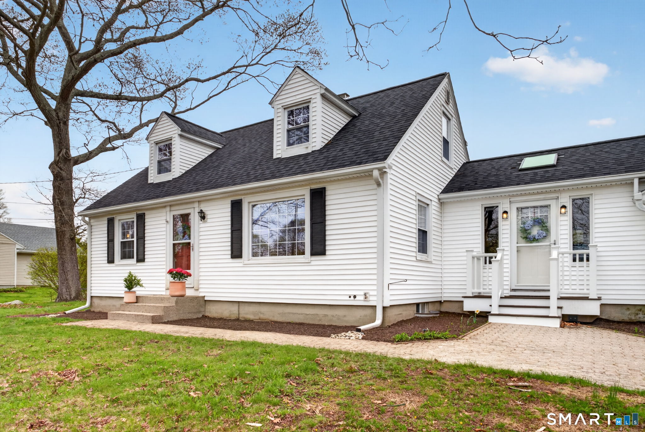 340 Cow Hill Road Groton, CT 06355 - Photo 2 of 21