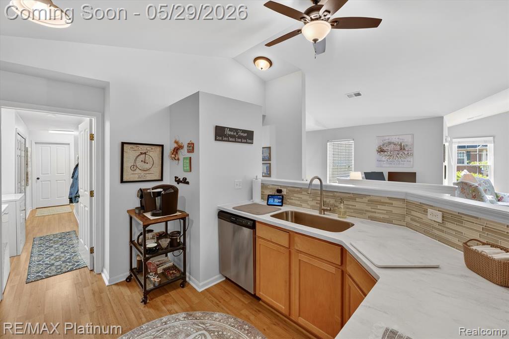 4191 Hampton Ridge Boulevard, Unit 41 Howell, MI 48843 - Photo 8 of 23