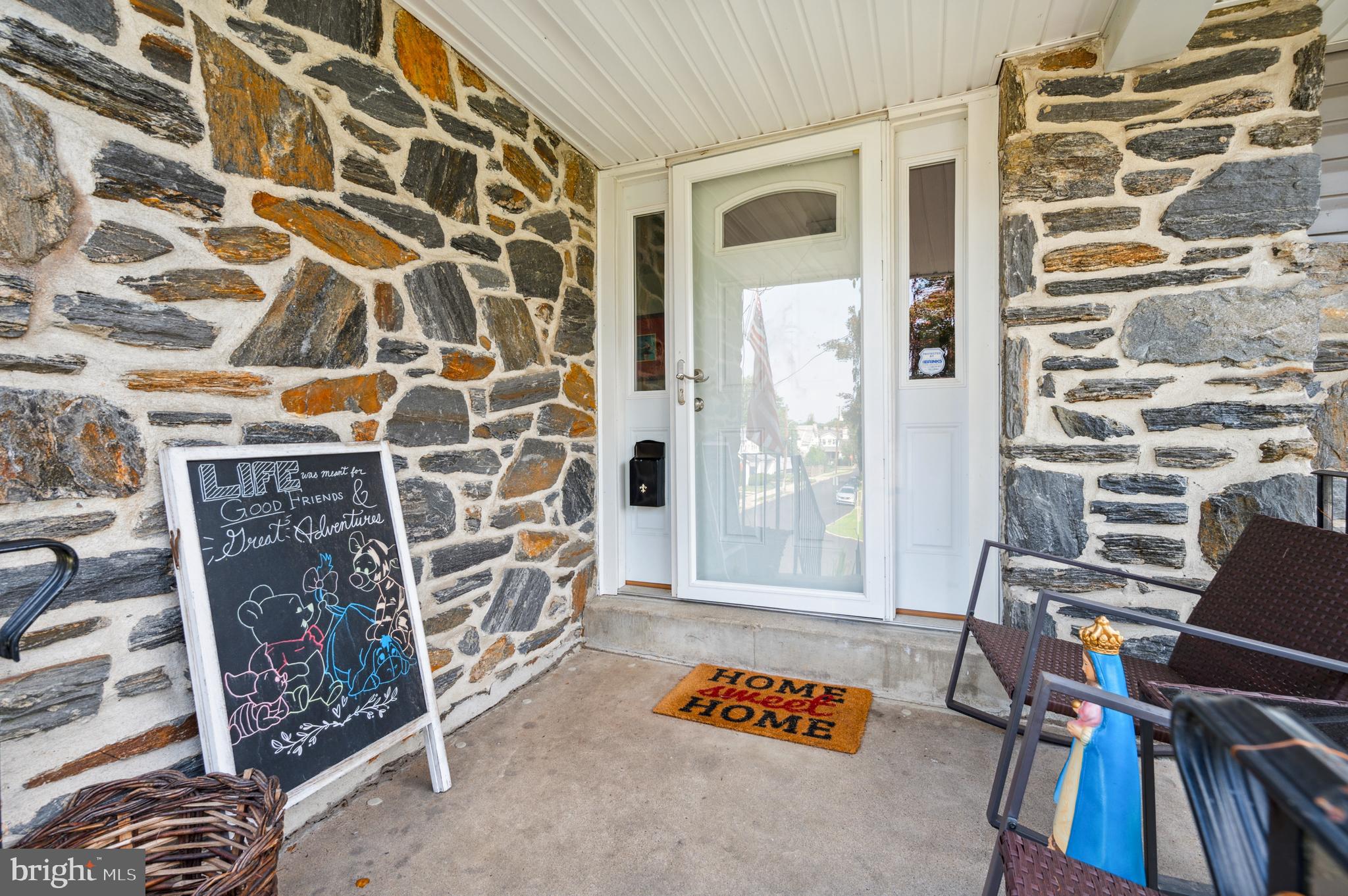 104 Lewis Road Havertown, PA 19083 - Photo 23 of 29 Front Porch