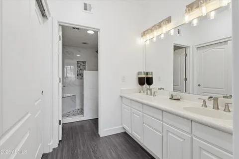 $465,000 | 1747 East Northern Avenue, Unit 140, Phoenix, AZ 85020