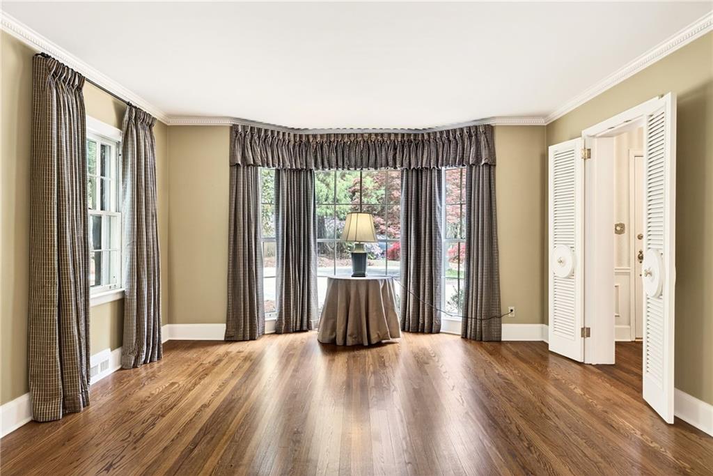 596 West Wesley Road Northwest Atlanta, GA 30305 - Photo 6 of 60