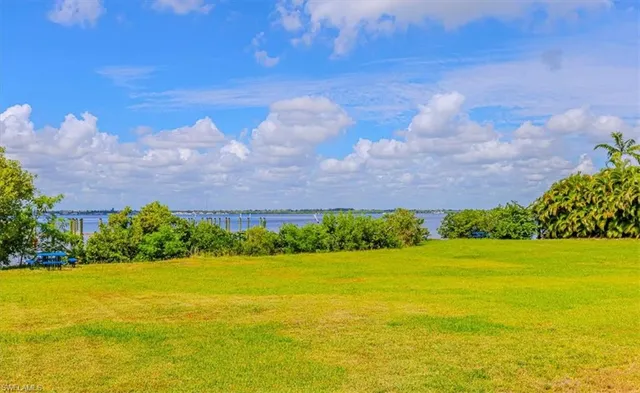 $1,775 | 2885 Palm Beach Boulevard, Unit 307, Fort Myers, FL 33916