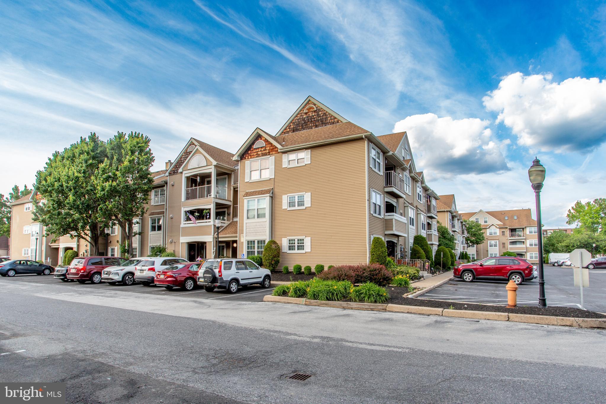 73305 Delaire Landing Road, Unit 305 Philadelphia, PA 19114 - Photo 1 of 39