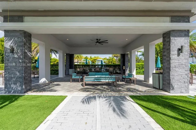 $1,599,000 | 10915 Moore Drive, Parkland, FL 33076