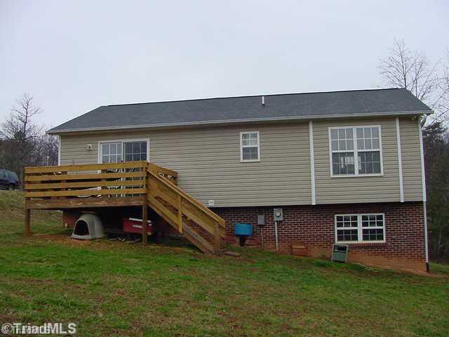 185 North Bridgewater Road Mount Airy, NC 27030 - Photo 2 of 16 Exterior Back.