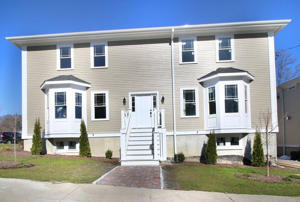 2 Colbert Street, Unit 2 Boston, MA 02132 - Photo 18 of 18 Gallery Image 18