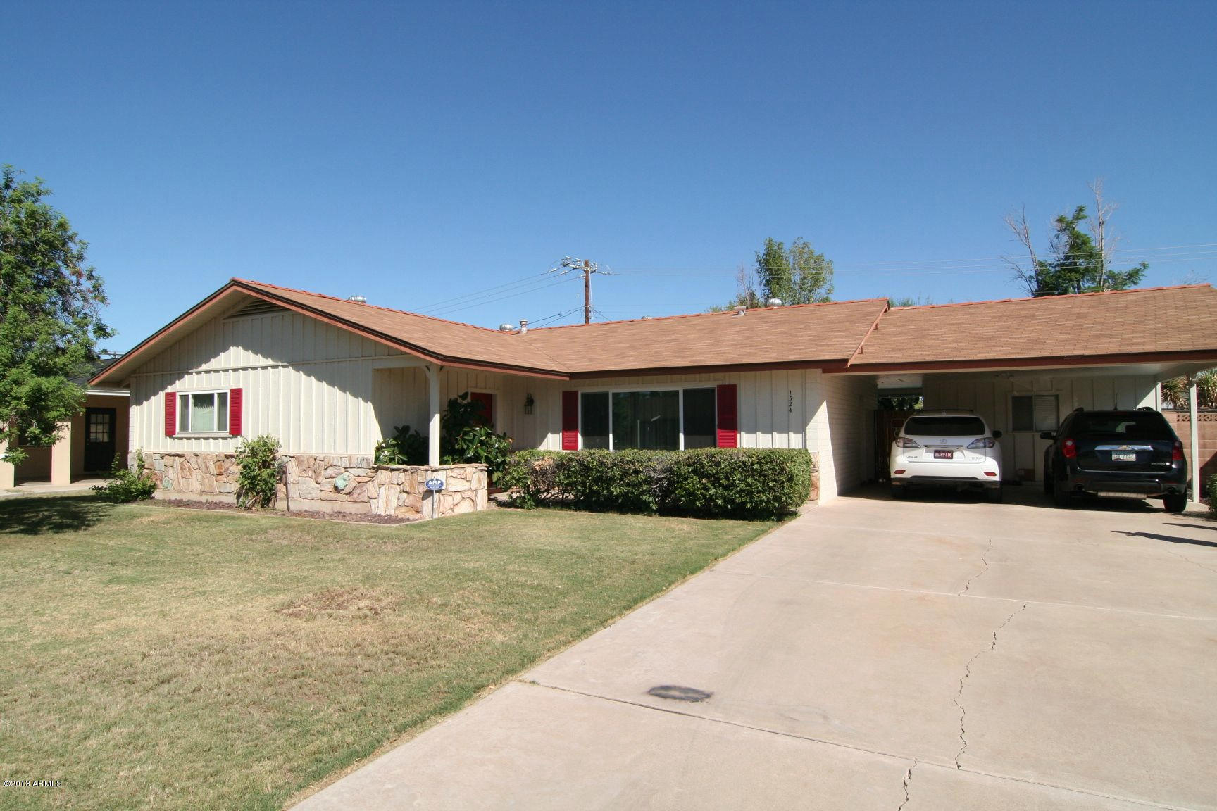 1524 West Lawrence Road Phoenix, AZ 85015 - Photo 1 of 12 IMG_3379
