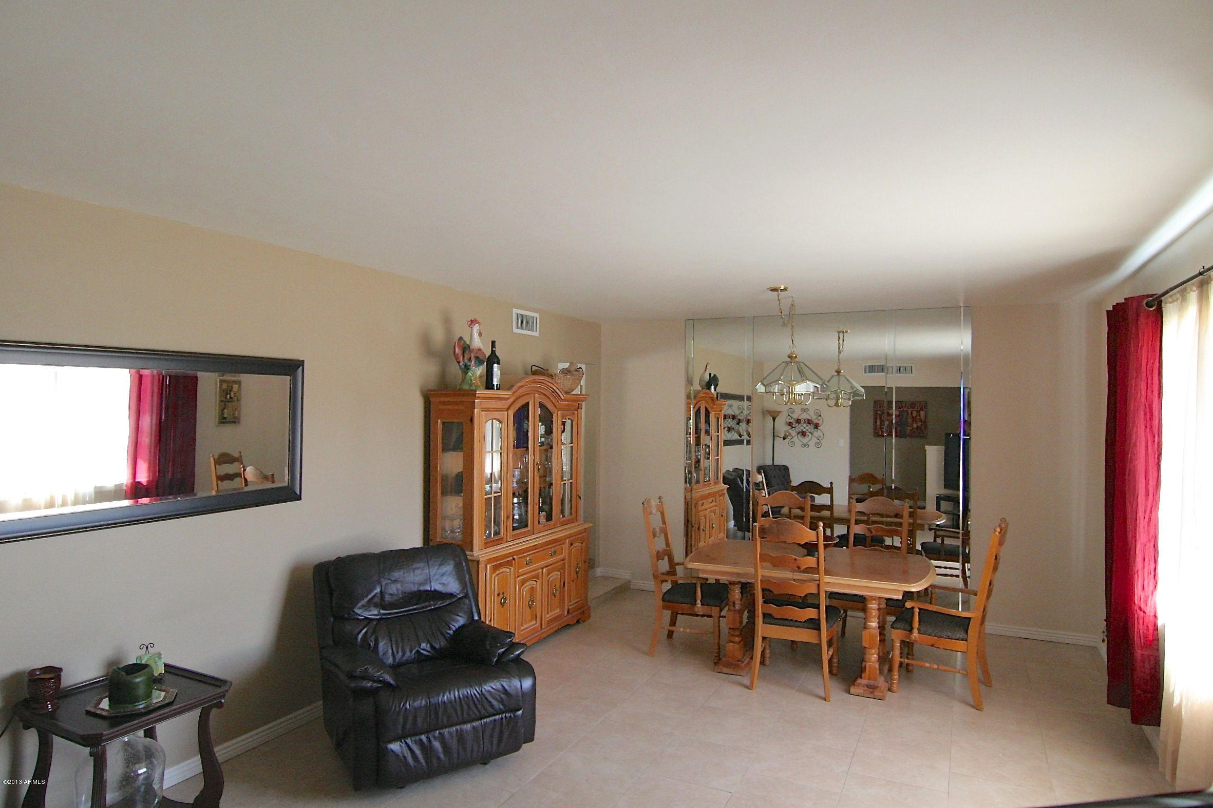 1524 West Lawrence Road Phoenix, AZ 85015 - Photo 5 of 12 IMG_3391