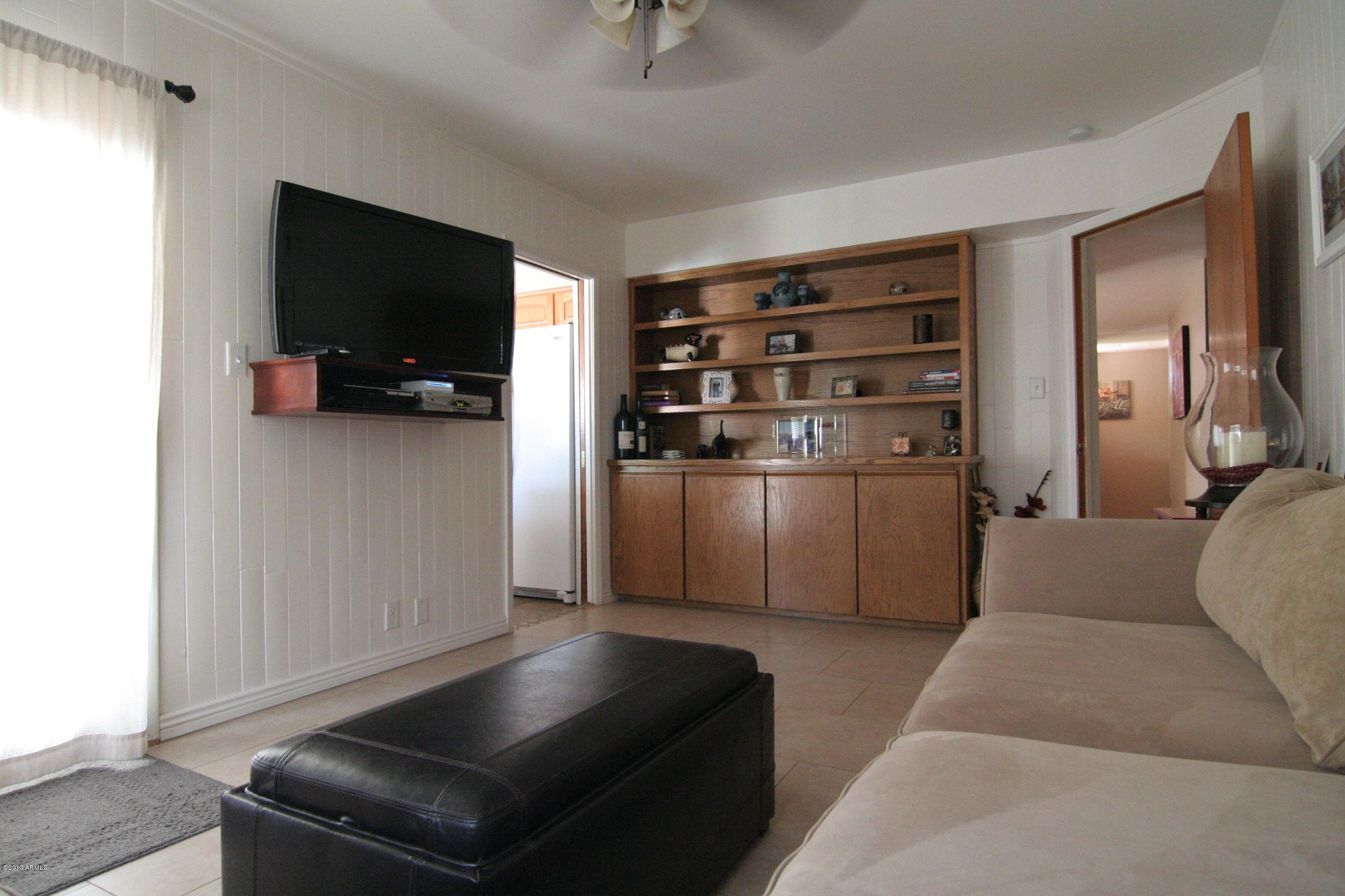1524 West Lawrence Road Phoenix, AZ 85015 - Photo 7 of 12 IMG_3424