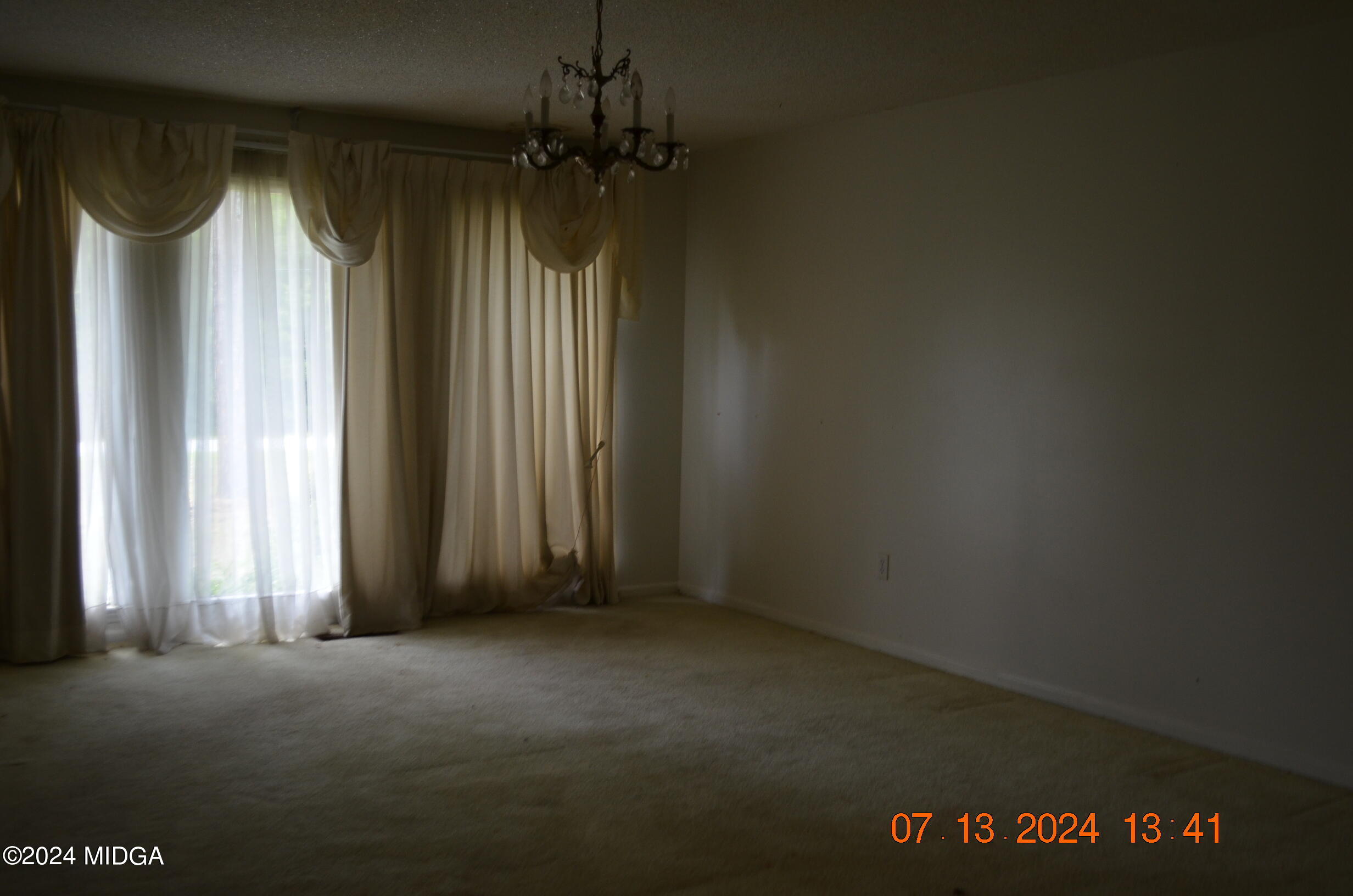 7097 Chant Road Lizella, GA 31052 - Photo 3 of 17 2024-07-13 13.41.51