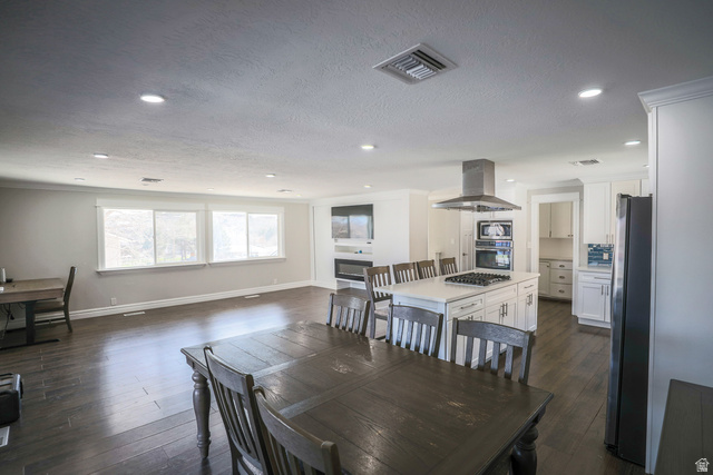 422 West Buckeye Reef Road Leeds, UT 84746 - Photo 22 of 47 Great room and fireplace view. Windows face south.