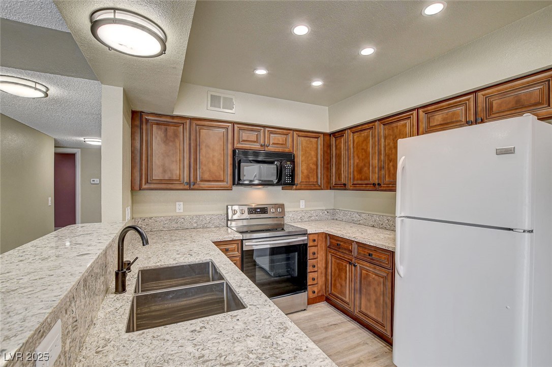 1575 West Warm Springs Road, Unit 413 Henderson, NV 89014 - Photo 12 of 46 Gallery Image 12