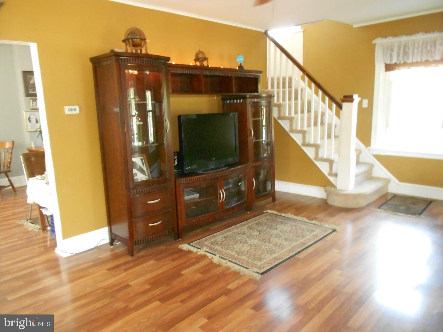 118 Ash Road Wallingford, PA 19086 - Photo 4 of 16 Gallery Image 4