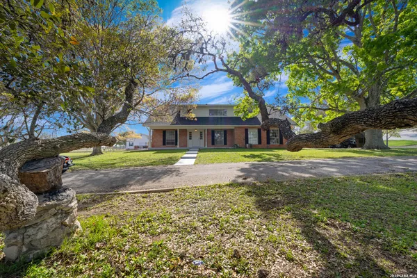 $799,900 | 2212 Farm To Market 466, Seguin, TX 78155