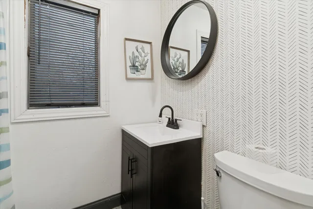 $280,000 | 1663 South 100th Street, West Allis, WI 53214